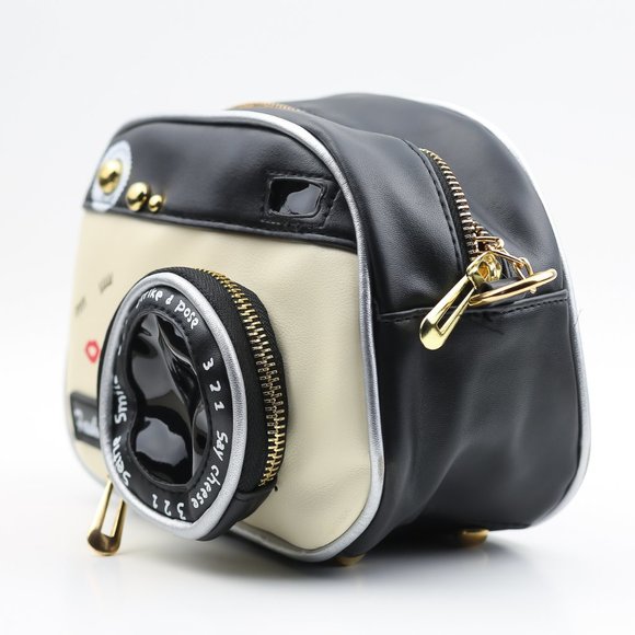 Camera Shaped Mini Purse - Picture 3 of 3